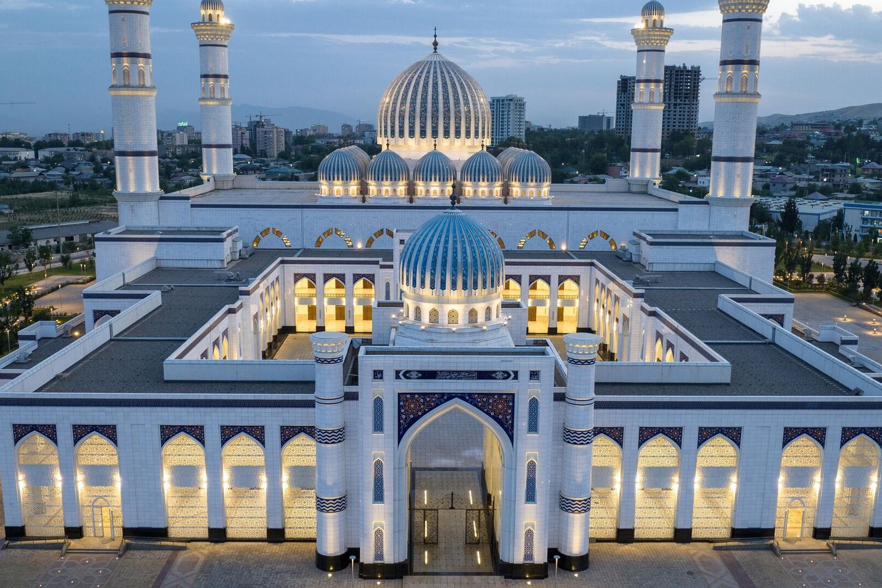 ПАЙРАВӢ АЗ МАЗҲАБ - РАҲНАМОИ САОДАТИ ҶОМЕА