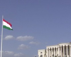 ВАТАНДӮСТӢ ДАР КИРДОР АСТ,  НА ДАР ҲАРЗАВУ ГУФТОР