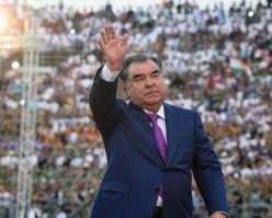 Хизматҳои таърихии Пешвои миллат