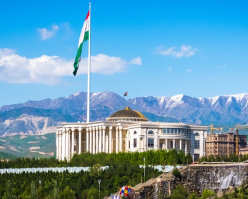 ДЎСТ ДОШТАНИ ВАТАН АЗ НИШОНАҲОИ ИМОНДОРИСТ!