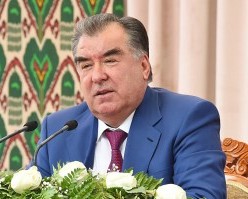 Номи бузургони миллатро бузургони миллат зинда медоранд!